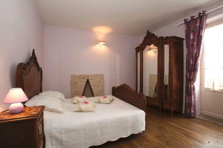 Maison d'Hotes Orlaya Assier Extérieur photo